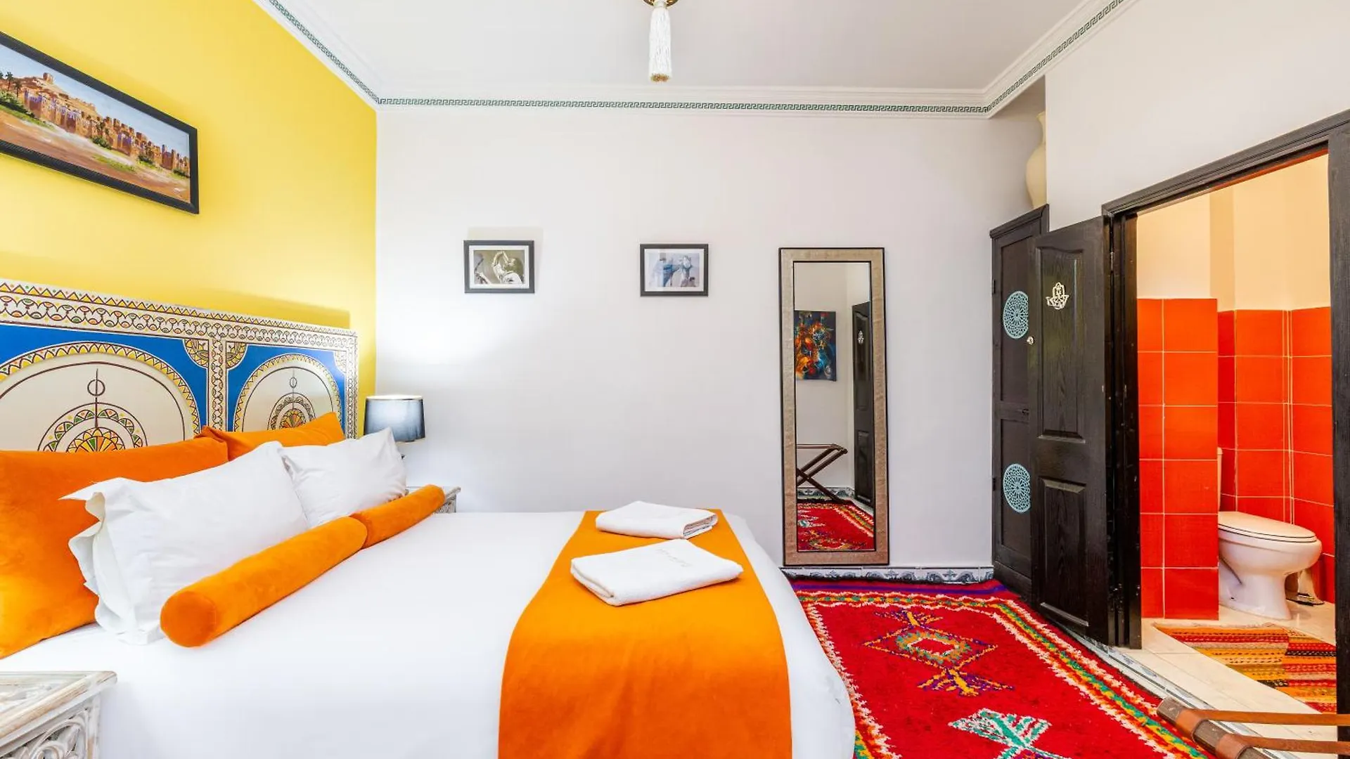 **** לינה וארוחת בוקר מרקש Riad Luzia מרוקו